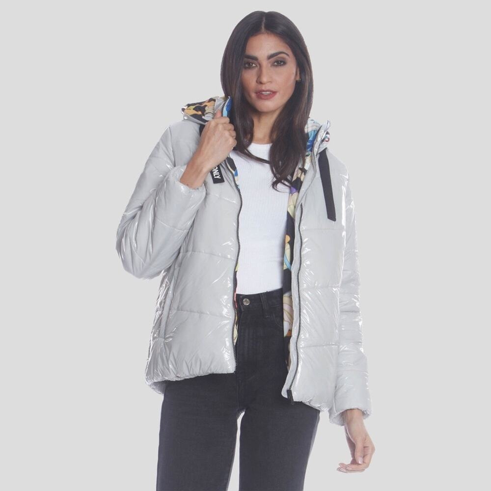 Members Only Silver Hi-Shine Looney Tunes Print Lining Quilted Puffer Jacket